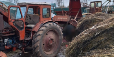 В Великих Луках мужчина погиб, попав в механизм сельскохозяйственной машины - 2023-12-21 09:05:00 - 2