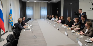 Михаил Ведерников познакомился с лучшими проектами бизнес-акселератора Lady007 - 2023-10-20 08:35:00 - 2