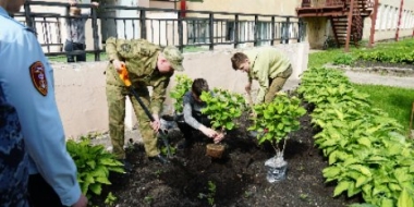 Росгвардейцы встретились в воспитанниками печорского детского дома - 2021-06-03 12:36:00 - 2