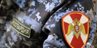 В Великих Луках росгвардейцы задержали мужчину, находившегося в розыске - 2022-07-08 16:35:00 - 2