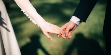 Великолучанам предлагают зарегистрировать брак в День семьи, любви и верности - 2024-05-15 16:35:00 - 2