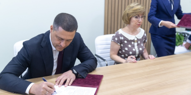 Псковская область заключила на ПМЭФ 17 соглашений на 8 млрд рублей - 2023-06-19 08:35:00 - 2