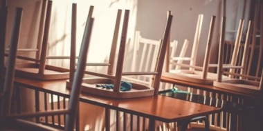 Школы нескольких регионов из-за коронавируса продлят каникулы - 2021-12-16 20:00:00 - 2