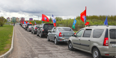 Автопробег прошёл в преддверии Дня Победы в Псковском районе - 2023-05-05 09:05:00 - 2