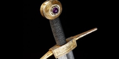 Меч князя Довмонта-Тимофея вернулся в Псков после выставки в Москве - 2021-09-20 15:35:00 - 2