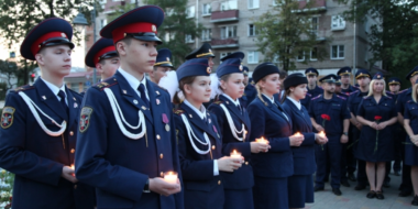 В Пскове следователи всей страны приняли участие в акции «Свеча памяти» - 2023-06-22 09:35:00 - 2