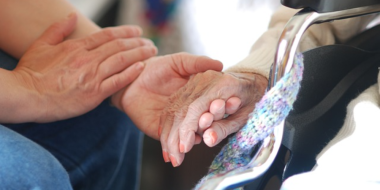 Старики, инвалиды и тяжело больные россияне могут остаться без соцобслуживания - 2023-01-21 15:05:00 - 2