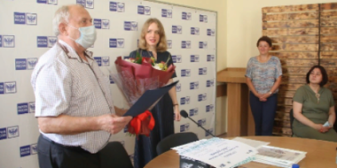 Власти Пскова поздравили работников почты с профессиональным праздником - 2021-07-12 13:36:00 - 2