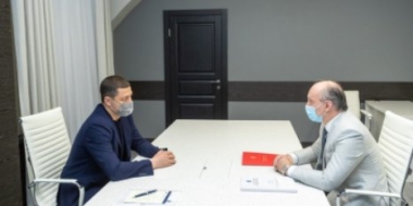 Губернатор провел рабочую встречу с Уполномоченным по правам человека - 2021-06-15 08:43:00 - 2