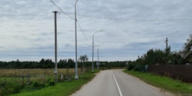 В деревне Подкрестье Пушкиногорского района появилось освещение - 2021-11-11 11:05:00 - 2