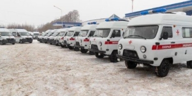 Два новых автомобиля переданы станции скорой помощи в Великих Луках - 2022-12-28 13:05:00 - 2