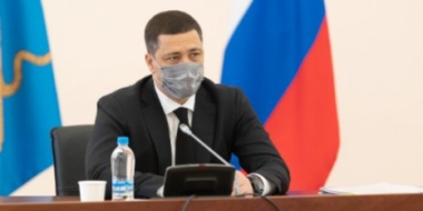 Михаил Ведерников провел серию встреч с фракциями областного Собрания - 2021-05-21 08:56:00 - 2