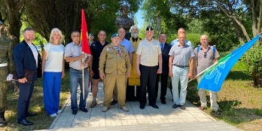 Митинги ко Дню памяти и скорби ветеранов боевых действий прошли в Великих Луках - 2022-07-04 12:05:00 - 2