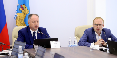 Налоговые льготы и организацию перевозок в такси обсудили депутаты области - 2023-07-06 13:35:00 - 2