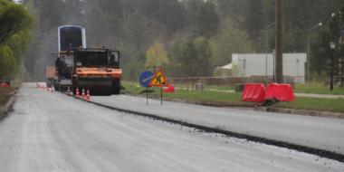 Продолжается ремонт дороги военного городка «Владимирский лагерь» - 2023-05-06 18:05:00 - 2