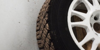 Великолучанин продавал шины в интернете и потерял 30 тысяч рублей - 2021-10-14 14:05:00 - 2