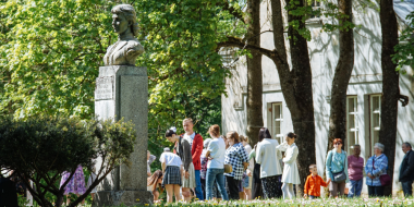 «Ночь музеев» прошла в усадьбе Софьи Ковалевской в Полибино - 2023-05-22 11:37:00 - 2
