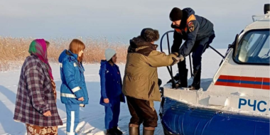 Псковские спасатели оказывают помощь населению в Печорском районе - 2023-12-04 15:05:00 - 2