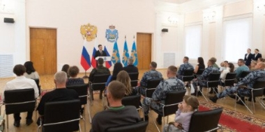 Михаил Ведерников вручил госнаграды отличившимся в ходе СВО росгвардейцам - 2022-10-10 09:35:00 - 2