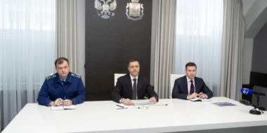 Михаил Ведерников провел личный прием граждан - 2024-04-19 09:36:00 - 2