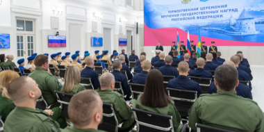 Михаил Ведерников вручил псковским десантникам госнаграды - 2024-03-19 14:35:00 - 2