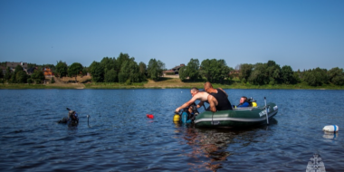 Великолукские спасатели приняли участие в соревнованиях по водному многоборью - 2023-06-22 11:35:00 - 2