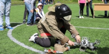 Сотрудники МЧС провели занятие по безопасности для псковских школьников - 2021-06-02 11:13:00 - 2