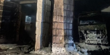 Гараж горел в Великих Луках - 2022-12-14 09:04:13 - 2