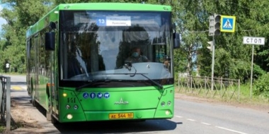 Впервые с 2005 года в Великих Луках начали курсировать автобусы большого класса - 2021-07-02 10:00:00 - 2