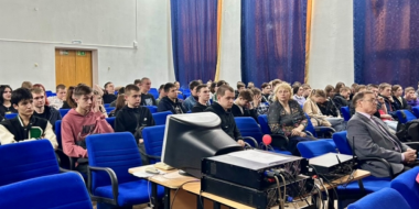 Полицейские провели встречу с великолукскими студентами - 2024-04-10 09:35:00 - 2