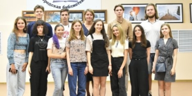 Любители английского языка встретились в Великих Луках - 2022-08-15 16:05:00 - 2