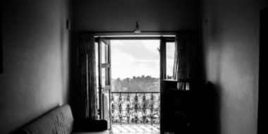 Великолучанин погиб, выпав из окна - 2021-06-18 12:40:21 - 2