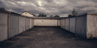 В Великих Луках украли основание гаража - 2021-06-08 15:35:00 - 2