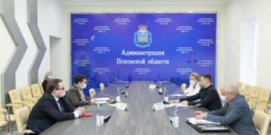 Михаил Ведерников провел рабочую встречу по вопросу восстановления рынка труда - 2021-05-10 10:00:00 - 2 Михаил Ведерников провел рабочую встречу по вопросу восстановления рынка труда - 2021-05-10 10:00:00 - 2