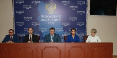 Великолучанка стала лучшим секретарем судебного заседания - 2022-12-15 10:05:00 - 2