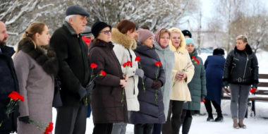 В Пскове прошел День памяти погибших журналистов - 2023-12-15 17:05:00 - 2