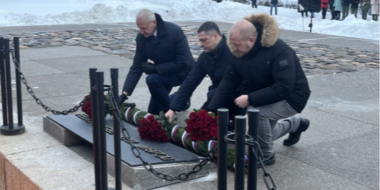В городе Пскове почтили память Неизвестного солдата - 2023-12-04 09:05:00 - 2
