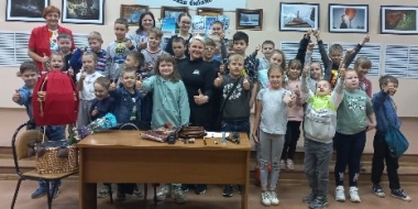 Великолукские школьники встретились с пилотессой аэростата Мариной Фёдоровой - 2022-06-14 16:05:00 - 2