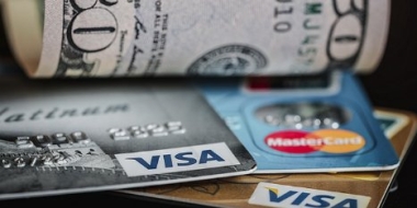 Под предлогом получения компенсации за лекарства у псковича украли 700 тысяч - 2021-10-08 12:32:00 - 2