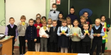 Бежаницких первоклассников посвятили в пешеходы - 2021-09-24 14:38:00 - 2