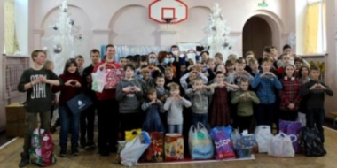 Акция «Полицейский Дед Мороз» прошла в Красногородском районе - 2021-12-22 13:35:00 - 2