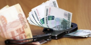 Иностранец пытался дать взятку сотруднику псковской таможни - 2021-10-18 12:04:00 - 2