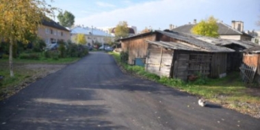 В Великих Луках состоялась приемка отремонтированных дворов - 2021-10-05 17:37:00 - 2