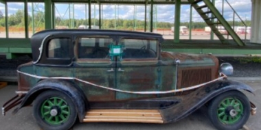 Псковские таможенники не позволили незаконно вывезти из страны ретроавтомобиль - 2021-09-07 17:35:00 - 2