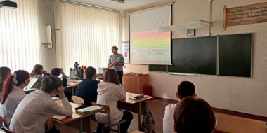 Полицейские встретились с великолукскими школьниками - 2024-04-17 09:05:00 - 2