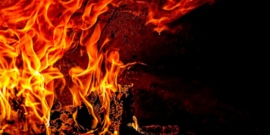 Грозовой разряд стал причиной пожара в Невельском районе - 2021-05-17 11:56:00 - 2