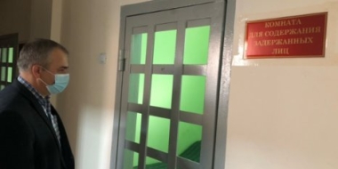 Работу дежурной части ОМВД по городу Великие Луки проверил общественник - 2021-08-26 15:07:00 - 2