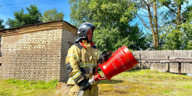 В Опочке спасатели учились ликвидировать разлив нефти - 2024-07-18 10:35:00 - 2