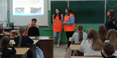 Правила поведения на железной дороге напомнили великолукским школьникам - 2024-10-02 17:05:00 - 2