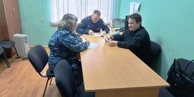 Сотрудники СИЗО Великих Лук встретились с представителем «Защитников Отечеств - 2025-05-02 18:05:00 - 2